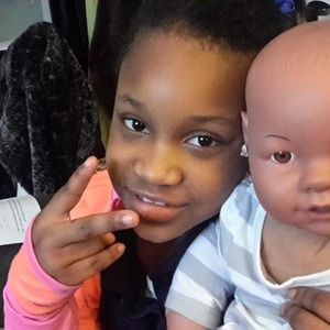 Meet your Posher, Brenda